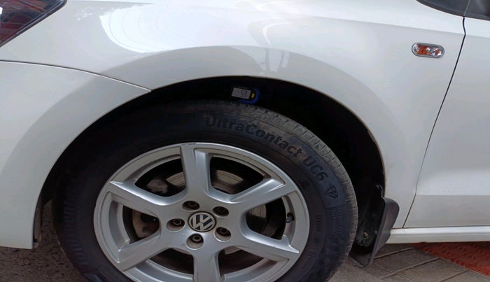 2014 Volkswagen Vento HIGHLINE DIESEL 1.6, Diesel, Manual, 1,84,455 km, tyre