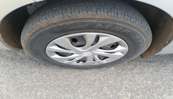 2019 Maruti Swift VDI, Diesel, Manual, 69,956 km, tyre