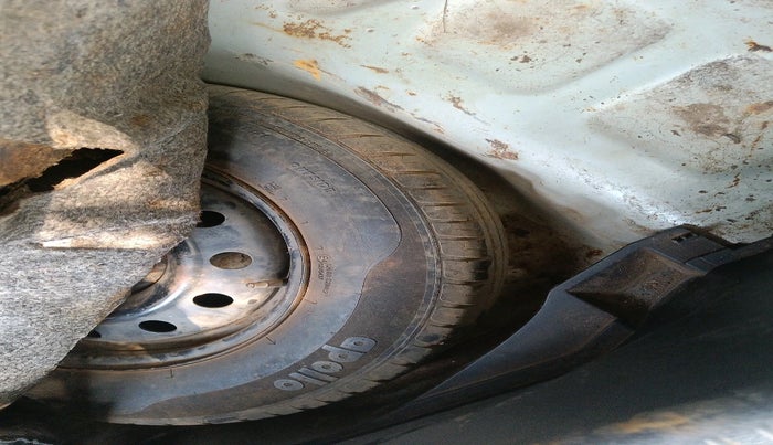 2019 Maruti Swift VDI, Diesel, Manual, 69,956 km, tyre