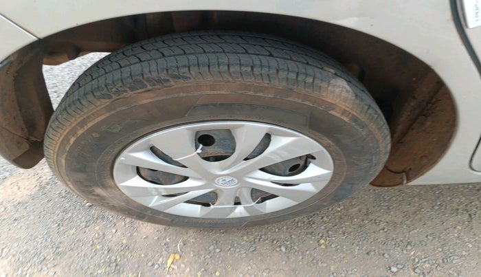 2019 Maruti Swift VDI, Diesel, Manual, 69,956 km, tyre