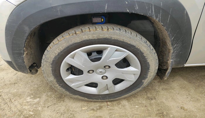 2020 Renault Kwid RXL, Petrol, Manual, 32,655 km, tyre