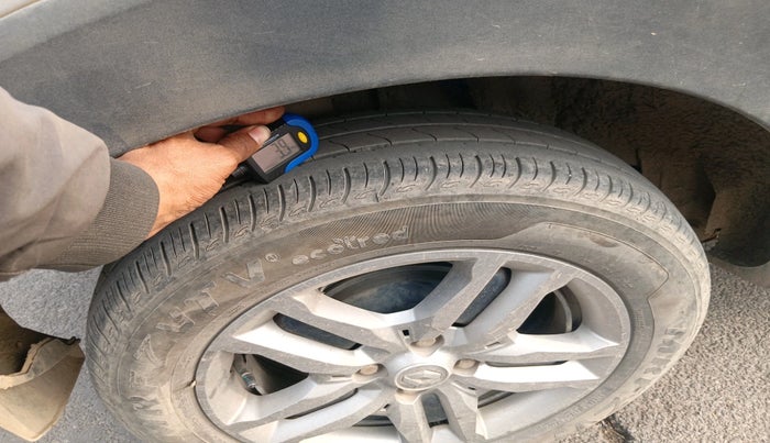 2022 Renault TRIBER RXZ, Petrol, Manual, 32,392 km, tyre