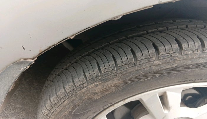 2011 Hyundai i20 SPORTZ 1.2, Petrol, Manual, 68,382 km, tyre