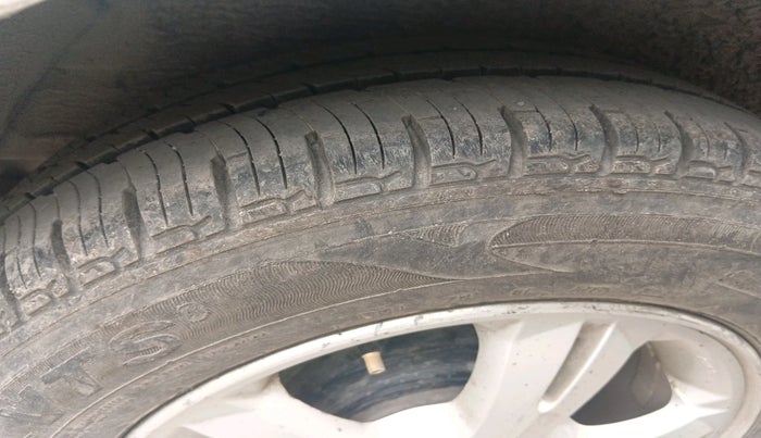 2011 Hyundai i20 SPORTZ 1.2, Petrol, Manual, 68,382 km, tyre