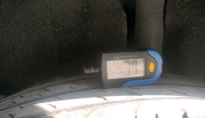 2017 Ford Ecosport TITANIUM + 1.5L DIESEL, Diesel, Manual, 1,39,793 km, tyre