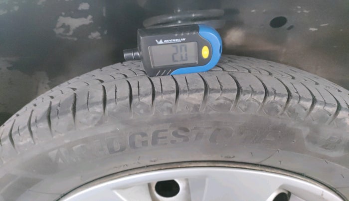 2016 Maruti Wagon R 1.0 LXI CNG, Petrol, Manual, 1,06,085 km, tyre