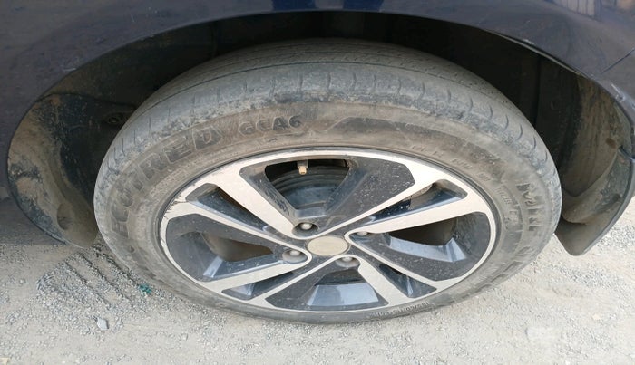 2023 Tata ALTROZ XZ + SUNROOF, Petrol, Manual, 26,413 km, tyre