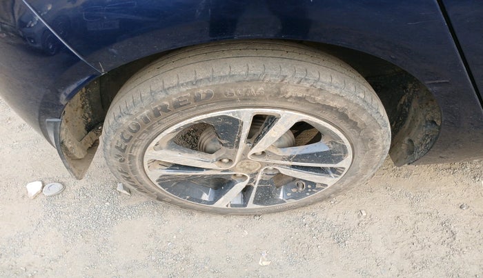 2023 Tata ALTROZ XZ + SUNROOF, Petrol, Manual, 26,413 km, tyre