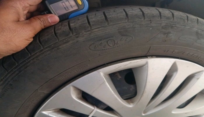 2013 Maruti Ertiga VDI, Diesel, Manual, 96,667 km, tyre