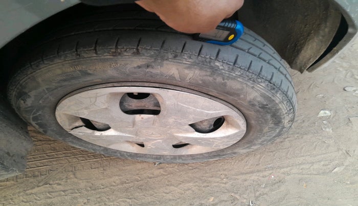 2018 Tata Tiago XT PETROL, Petrol, Manual, 1,15,399 km, tyre