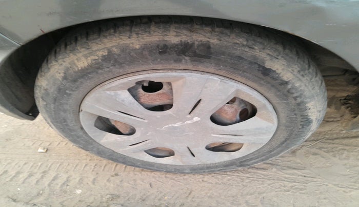 2018 Tata Tiago XT PETROL, Petrol, Manual, 1,15,399 km, tyre