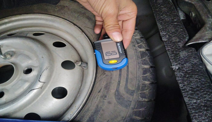 2011 Maruti Wagon R 1.0 LXI, Petrol, Manual, 20,878 km, tyre