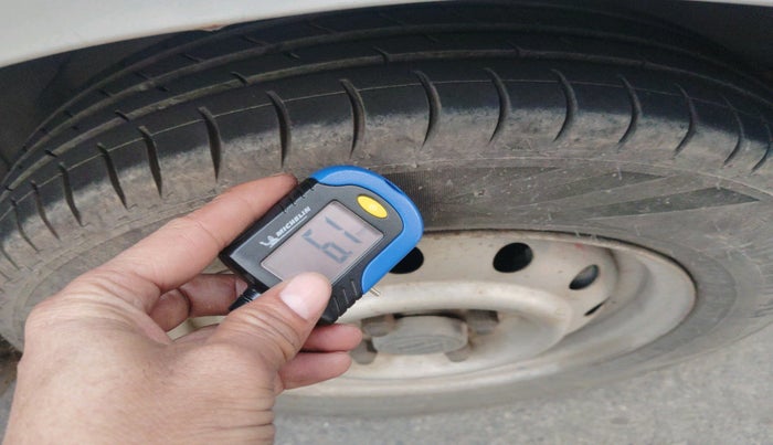 2011 Maruti Wagon R 1.0 LXI, Petrol, Manual, 20,878 km, tyre