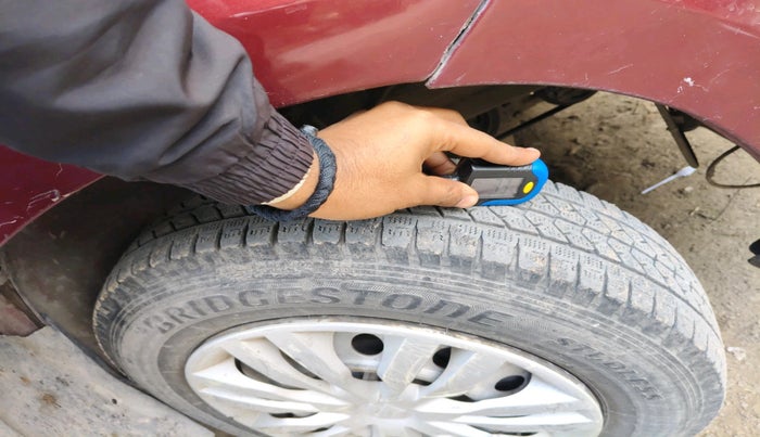 2019 Maruti Dzire VXI AMT, Petrol, Automatic, 72,932 km, tyre