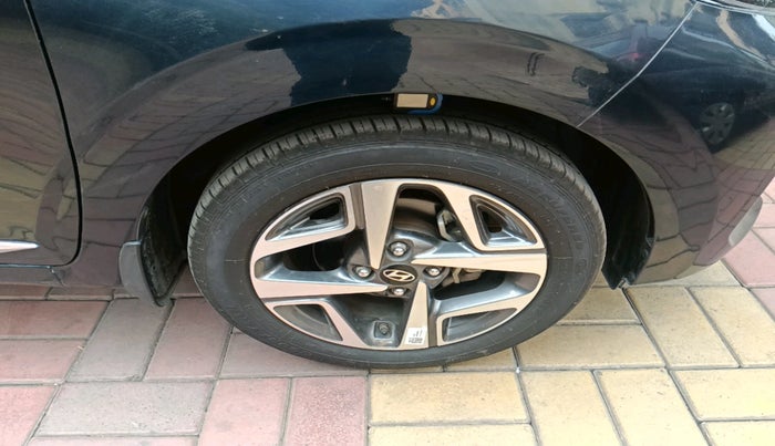 2024 Hyundai AURA SX 1.2 CNG, Petrol, Manual, 13,286 km, tyre