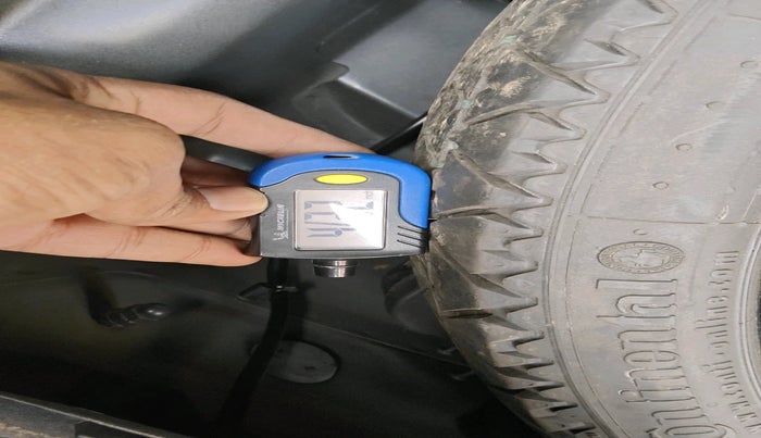 2014 Audi A4 2.0 TDI Multitronic, Diesel, Automatic, 70,296 km, tyre