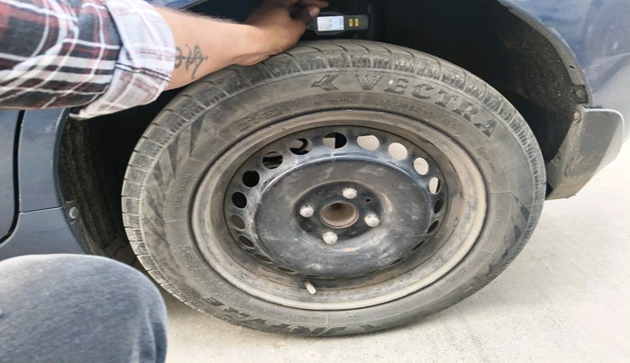 2018 Maruti Baleno DELTA PETROL 1.2, Petrol, Manual, 97,321 km, tyre