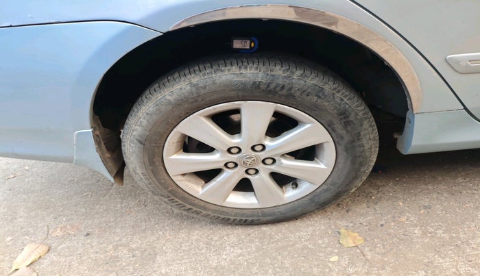 2011 Toyota Corolla Altis G PETROL, Petrol, Manual, 1,14,899 km, tyre