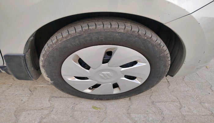 2017 Maruti Celerio VXI CNG, Petrol, Manual, 1,82,857 km, tyre