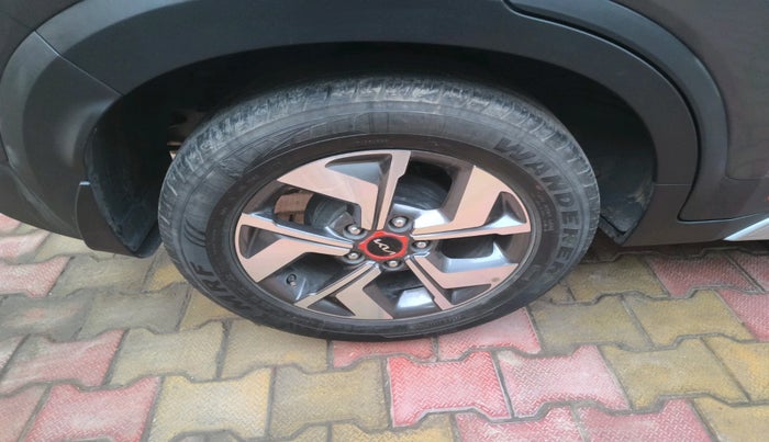 2022 KIA SONET HTX ANNIVERSARY EDITION 1.5 AT, Diesel, Automatic, 74,505 km, tyre