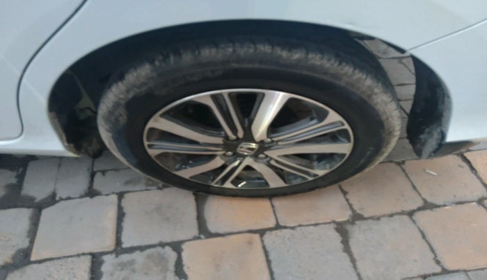 2022 Honda Amaze 1.2L I-VTEC VX CVT, Petrol, Automatic, 34,536 km, tyre