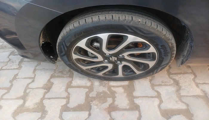 2023 Maruti Baleno ALPHA 1.2 AGS, Petrol, Automatic, 69,397 km, tyre