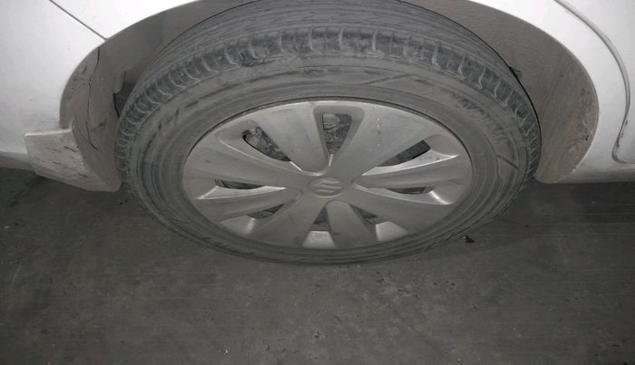 2017 Maruti Ertiga VDI SHVS, Diesel, Manual, 98,432 km, tyre