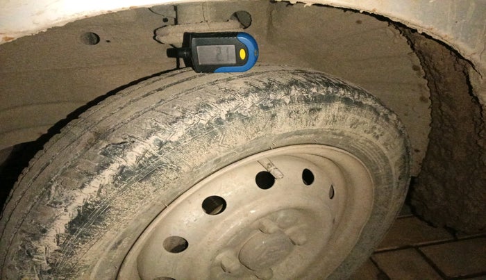 2011 Maruti Wagon R 1.0 LXI, Petrol, Manual, 53,777 km, tyre