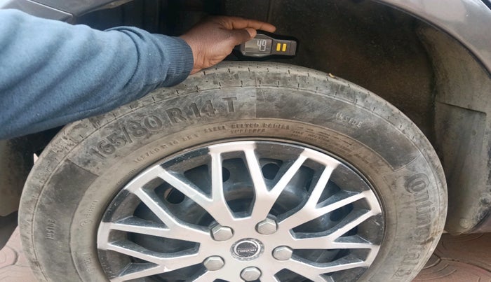 2017 Maruti Swift VDI (O), Diesel, Manual, 1,33,969 km, tyre