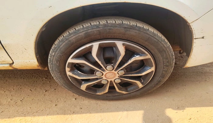 2012 Maruti Alto K10 VXI, Petrol, Manual, 1,21,946 km, tyre