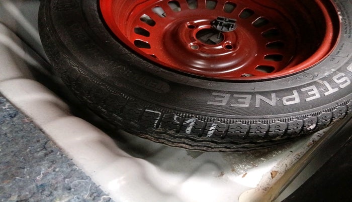 2021 Nissan MAGNITE XL, Petrol, Manual, 22,248 km, tyre