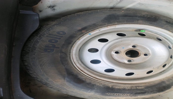 2017 Maruti Swift Dzire TOUR DIESEL, Diesel, Manual, 1,17,774 km, tyre