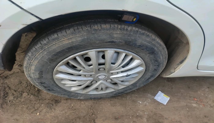 2017 Maruti Swift Dzire TOUR DIESEL, Diesel, Manual, 1,17,774 km, tyre