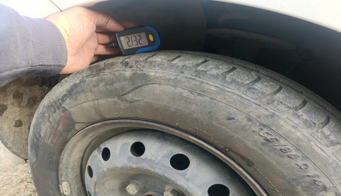 2018 Maruti Dzire VDI, Diesel, Manual, 29,189 km, tyre