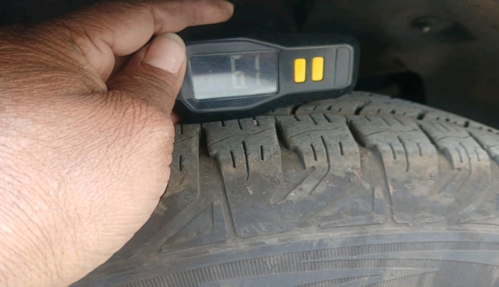 2023 Mahindra BOLERO NEO N10 R, Diesel, Manual, 11,572 km, tyre