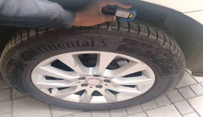 2014 Mercedes Benz Ml Class 250 CDI, Diesel, Automatic, 1,35,658 km, tyre