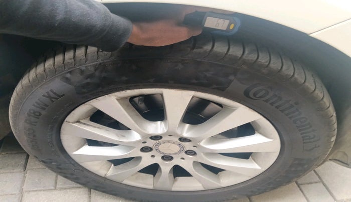 2014 Mercedes Benz Ml Class 250 CDI, Diesel, Automatic, 1,35,658 km, tyre