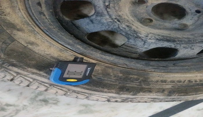 2018 Renault Duster 85 PS RXS MT DIESEL, Diesel, Manual, 99,794 km, tyre