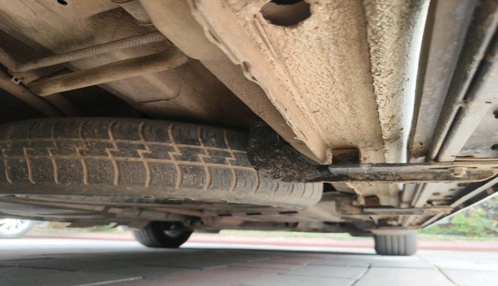 2020 KIA CARNIVAL LIMOUSINE 2.2 7 STR, Diesel, Automatic, 1,13,055 km, tyre