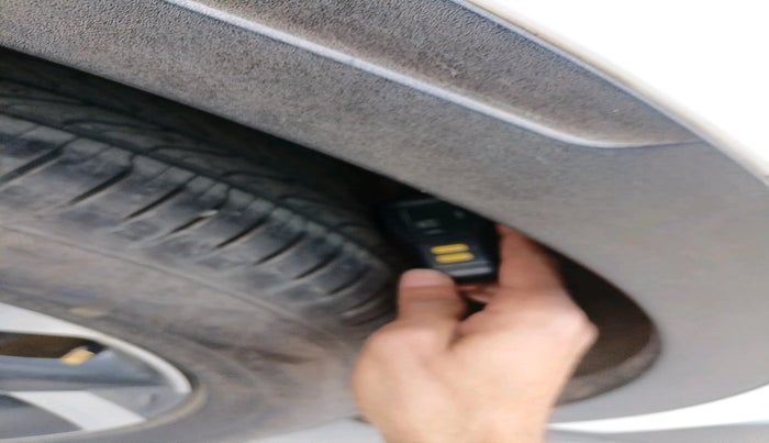 2020 Hyundai VENUE SX 1.5 CRDI, Diesel, Manual, 1,23,098 km, tyre