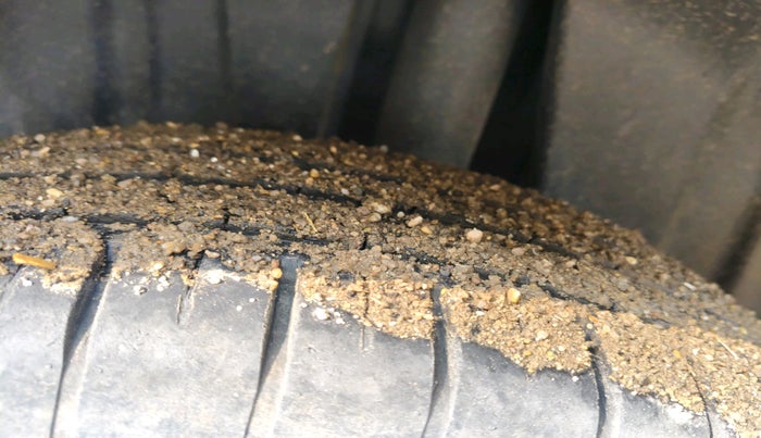 2022 Maruti Baleno DELTA PETROL 1.2, Petrol, Manual, 42,821 km, tyre