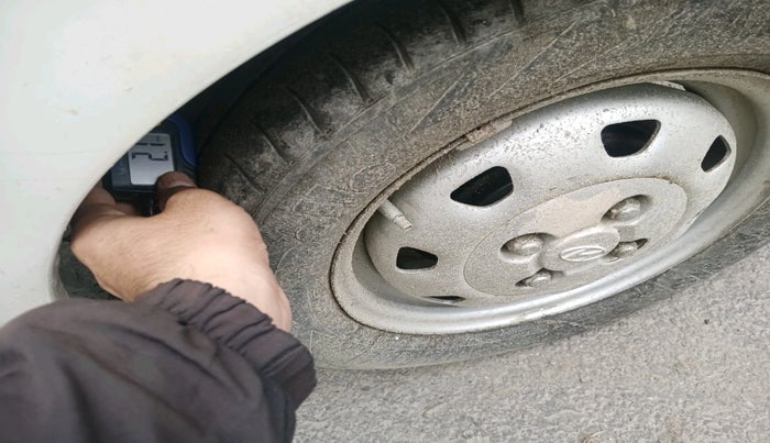 2012 Hyundai Santro Xing GL PLUS, Petrol, Manual, 1,21,011 km, tyre