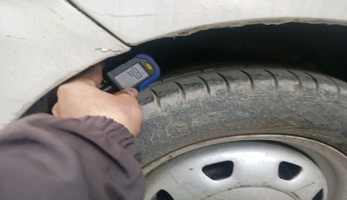 2012 Hyundai Santro Xing GL PLUS, Petrol, Manual, 1,21,011 km, tyre