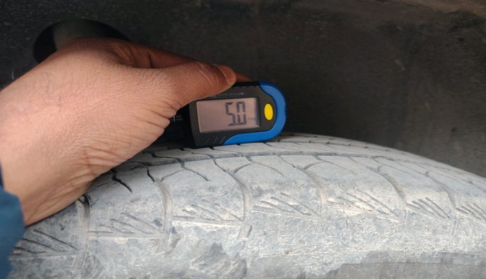 2023 Maruti Grand Vitara DELTA SMART HYBRID, Petrol, Manual, 24,285 km, tyre