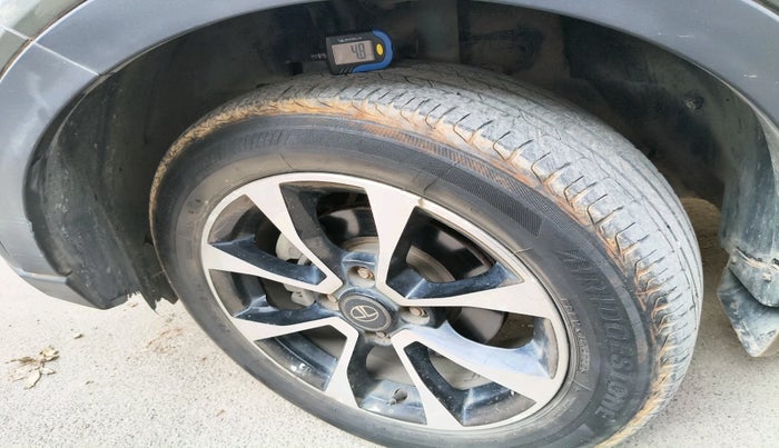 2020 Tata NEXON XM SUNROOF PETROL, Petrol, Manual, 54,008 km, tyre