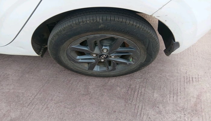 2021 Hyundai GRAND I10 NIOS SPORTZ U2 1.2 CRDI, Diesel, Manual, 82,802 km, tyre