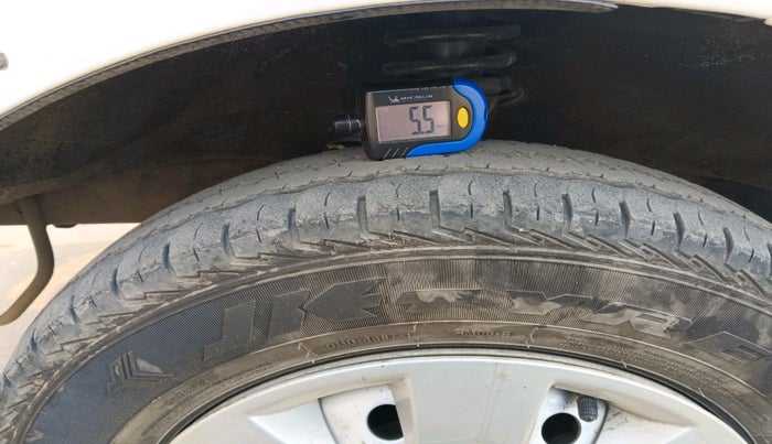 2023 Maruti Eeco 5 STR AC CNG, Petrol, Manual, 29,621 km, tyre