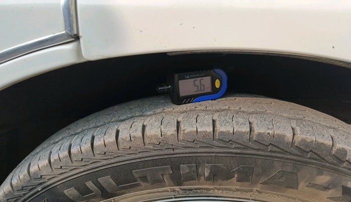 2023 Maruti Eeco 5 STR AC CNG, Petrol, Manual, 29,621 km, tyre