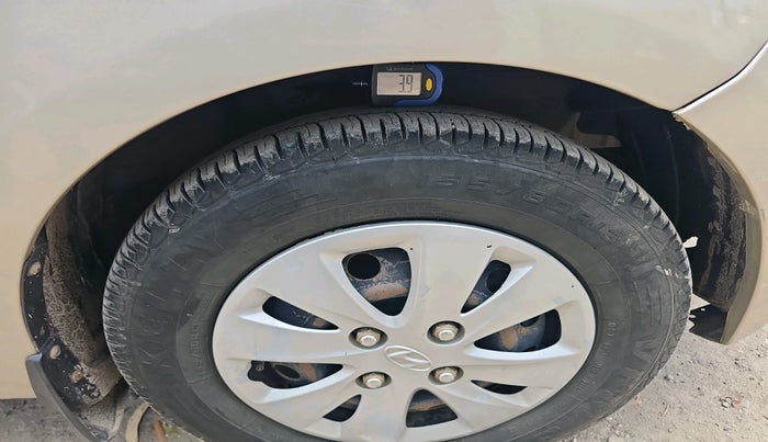 2013 Hyundai i10 SPORTZ 1.2, Petrol, Manual, 94,699 km, tyre