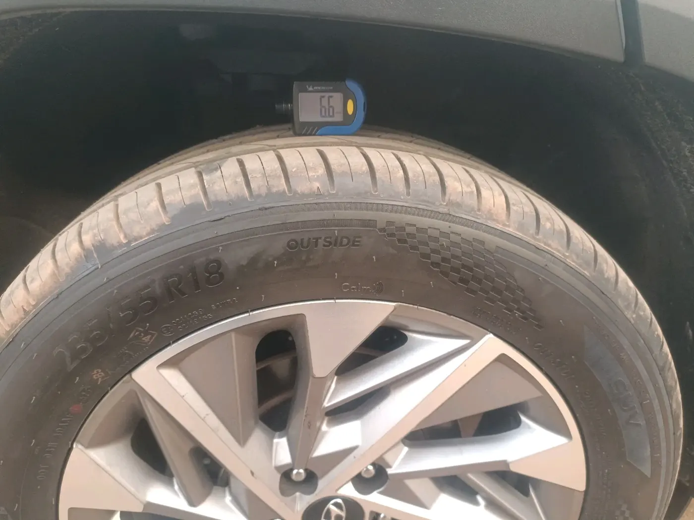 2023 Hyundai Tucson SIGNATURE 2.0 AT DIESEL, Diesel, Automatic, 50,799 km, tyre